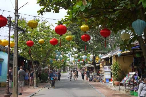 Lanterns in the Streets of Hoi An