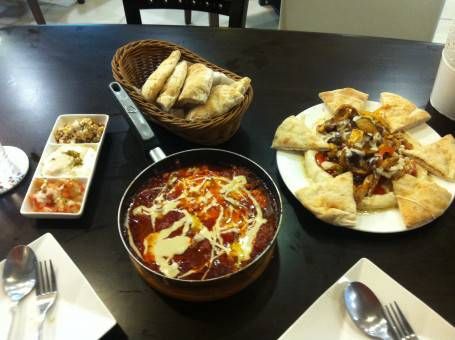Hummus and Shakshuka at Imma Bakery in Tainan