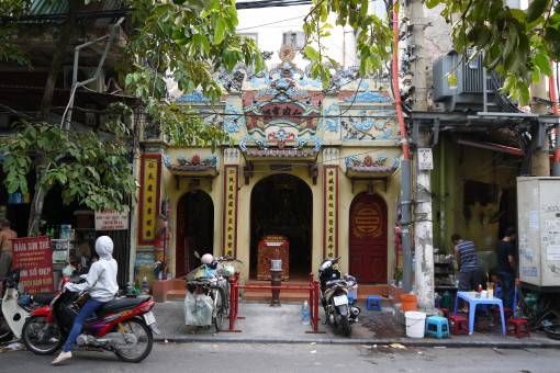 Small Buddhist temple in Hanoi's Old Quarter