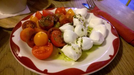 Tomato and Mozarrella salad at Delic, Madrid