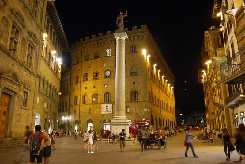 The scales of justice on Piazza Santa Trinita