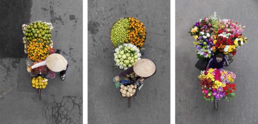 Photographs of women street vendors in Hanoi, Vietnam by Loes Heerink