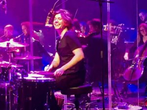 Zac Hanson on the drums