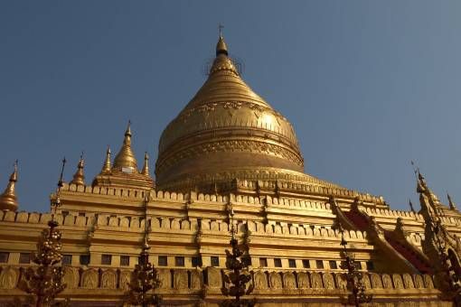Golden Pagoda in Bagan
