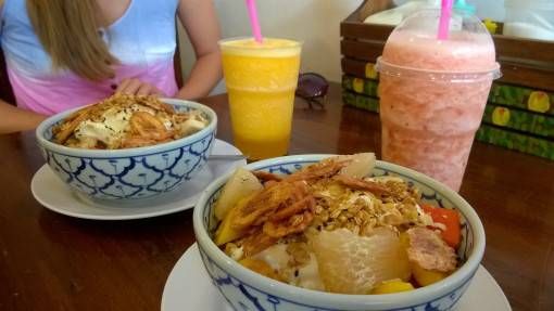 Muesli, Fruit and Yoghurt from Da's Bakery in Chiang Mai