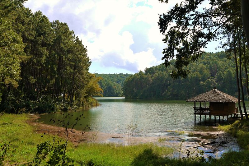 Pang Ung reservoir, 'The Switzerland of Northern Thailand'