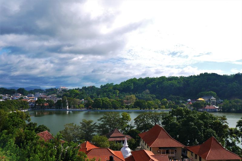 The view of Kandy Lake from Heaven Seven Hotel