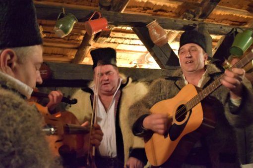 Romanian folk music in Breb