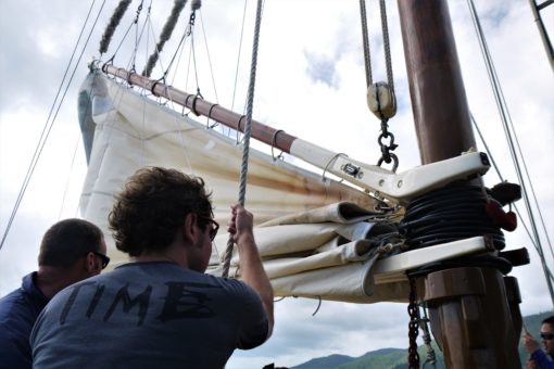 Sailing the Whitsunday Islands, Australia